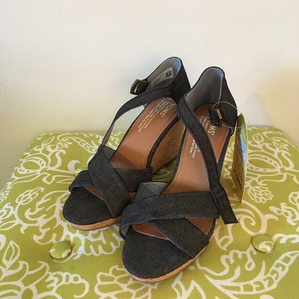 TOMS - Denim wedges - 7W - NWT